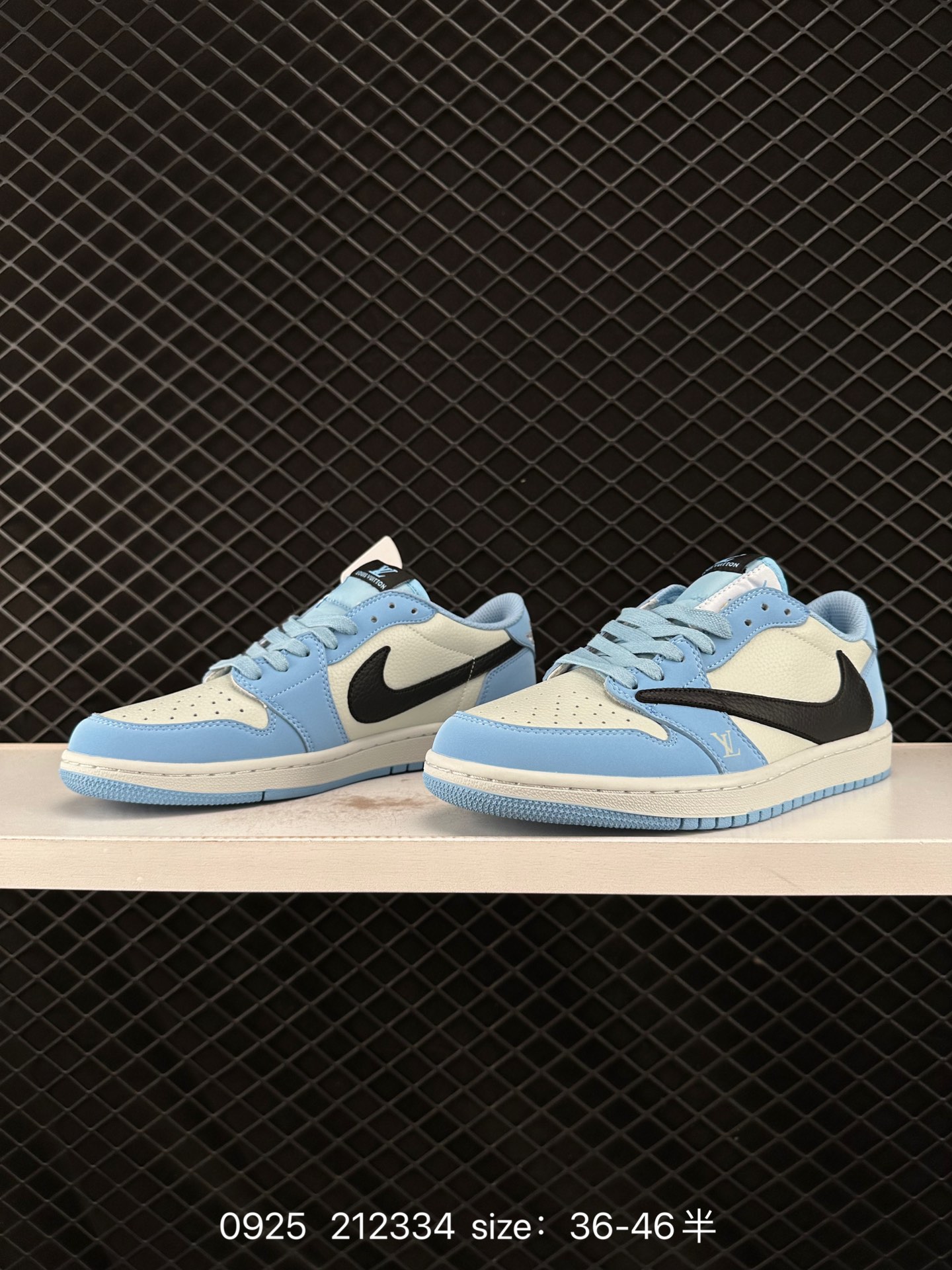 Travis Scott x Air Jordan 1 ” Reverse Mocha “